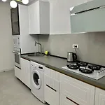 Apartamento Alex Mnl Lux Appartment- Free Parking